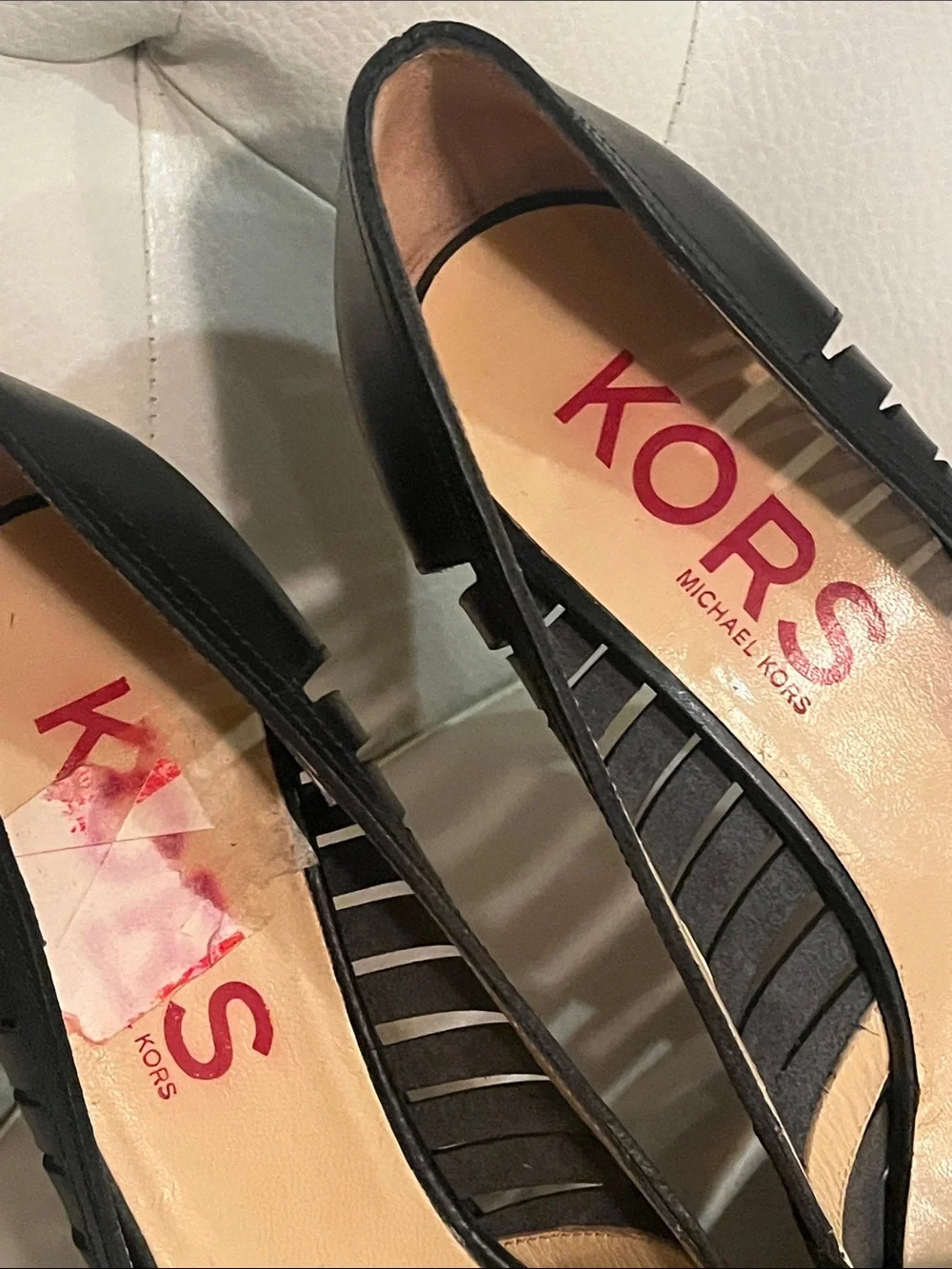 KORS Michael Kors Black Leather Peep-Toe Heels Pump 8.5